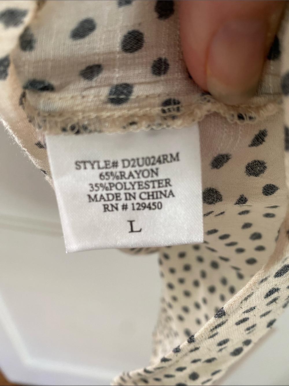 Como Blu Cream Polka Dot V-Neck Button Blouse Sz L - Picture 6 of 6